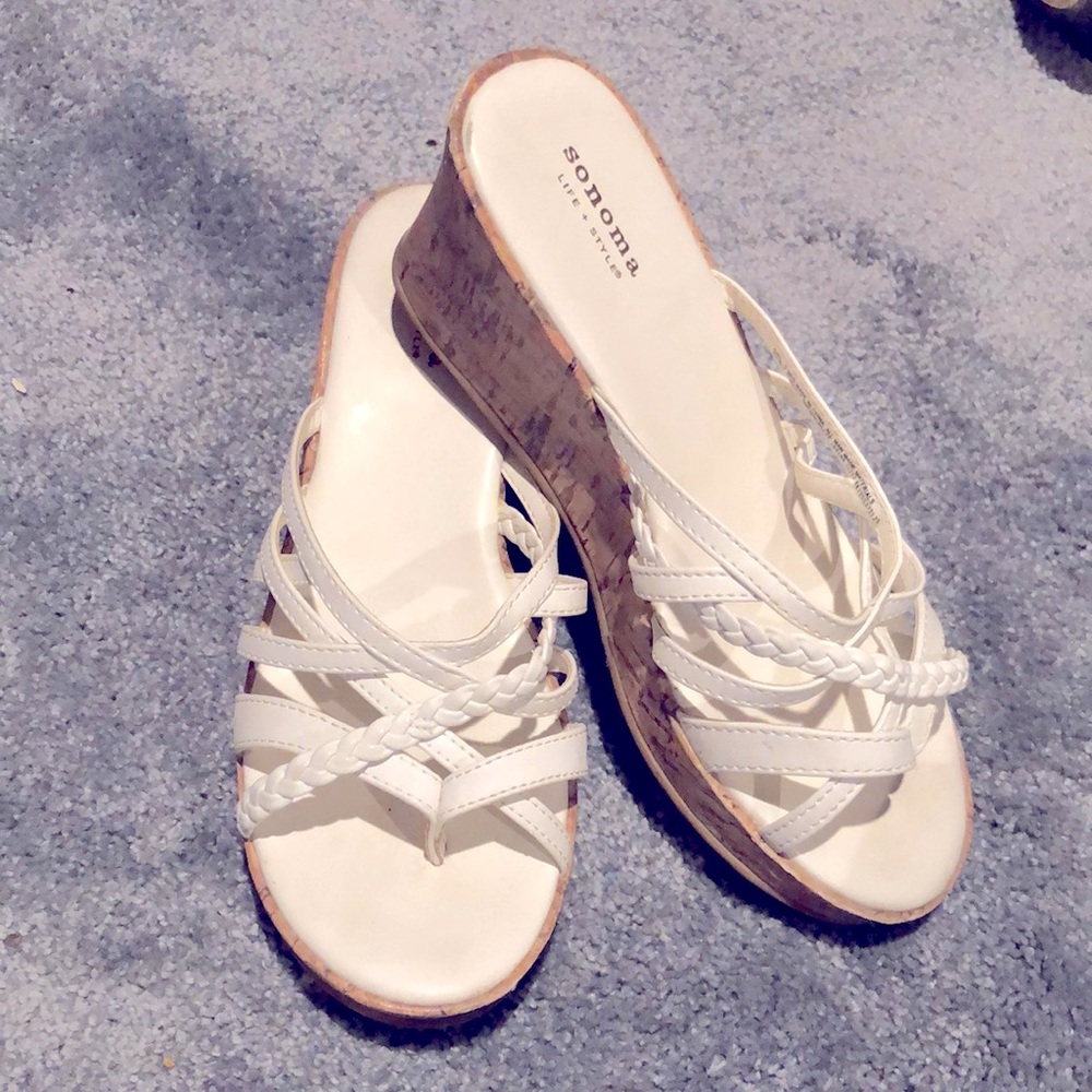 Sonoma size 5 White wedges